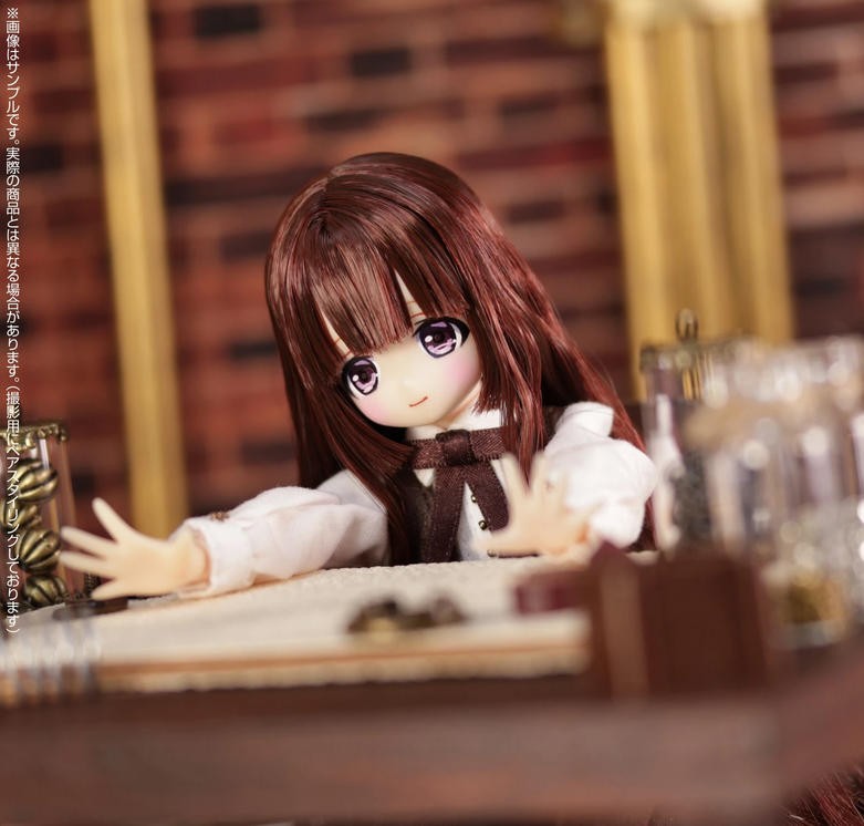 Azone Alvastaria Torte Dreaming Atelier Brown Silver Hair Uniform 8.4In 1/6 Bjd