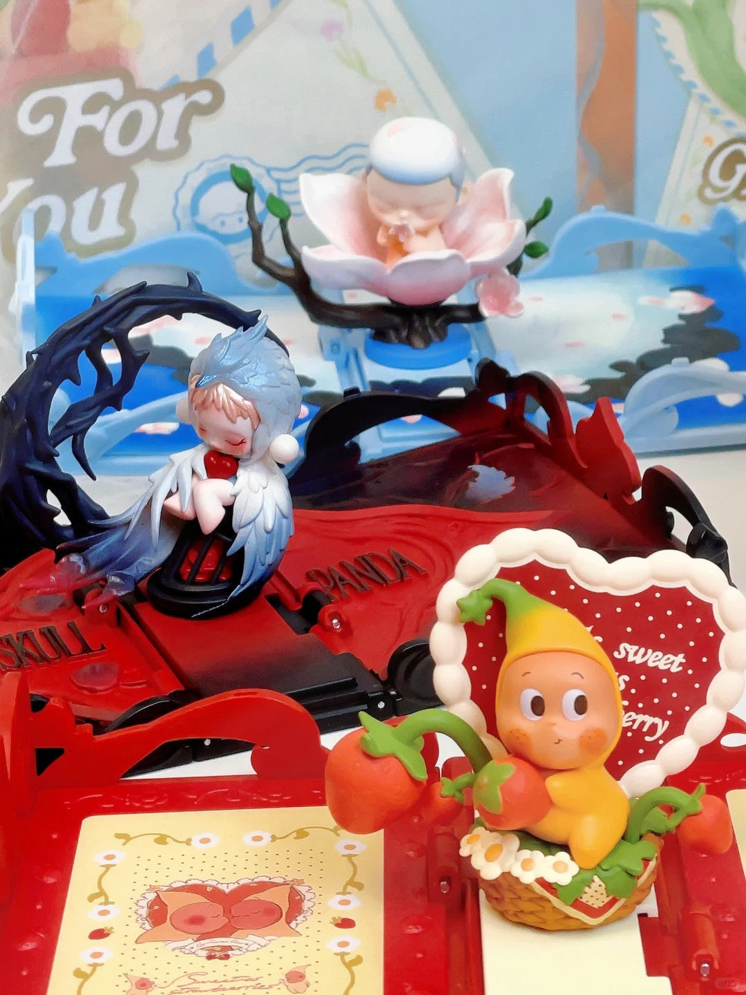 POP MART Gift For You Greeting Card Series Scene Sets 3.15*1.54*4.09inches