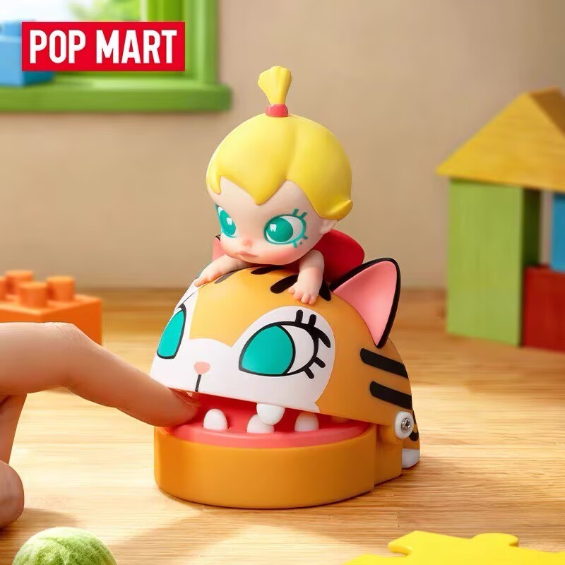 Authentic Baby Molly Big Ear Cat's Prank Figure Gift Toy