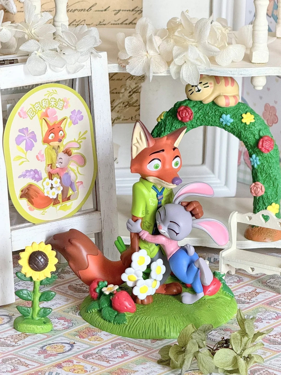 TOPTOY Disney Zootopia Flower World Series Confirmed Blind Box Figures Toys Gift