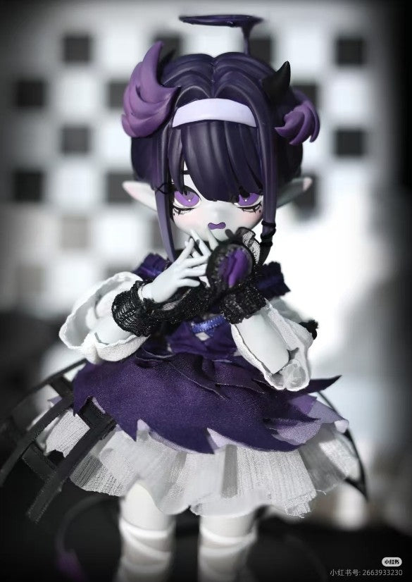 Lucifer Cooze Devil's Born 21cm/8.2in Bjd Hang Card Dressable Action Figure Gift