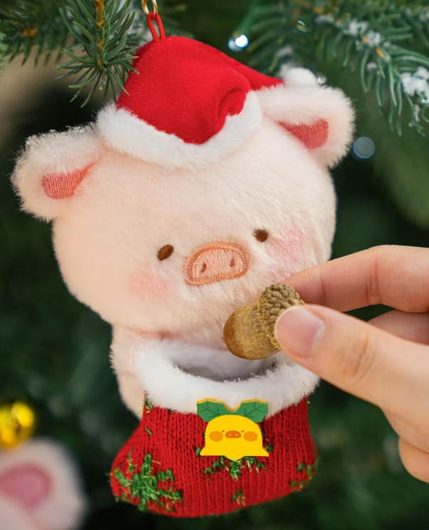 Toyzero Lulu Piggy Christmas Envoy Sock 4.3In 7.8In Plush Keychain Action Figure