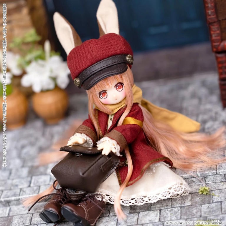 Azone Alvastaria Muunya Postal Courier Red Ver 4.9In 1/12 Bjd Action Figure Gift